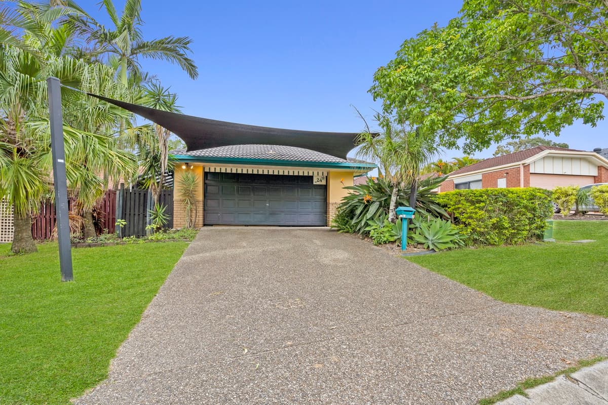 24 Jamieson Drive, Parkwood