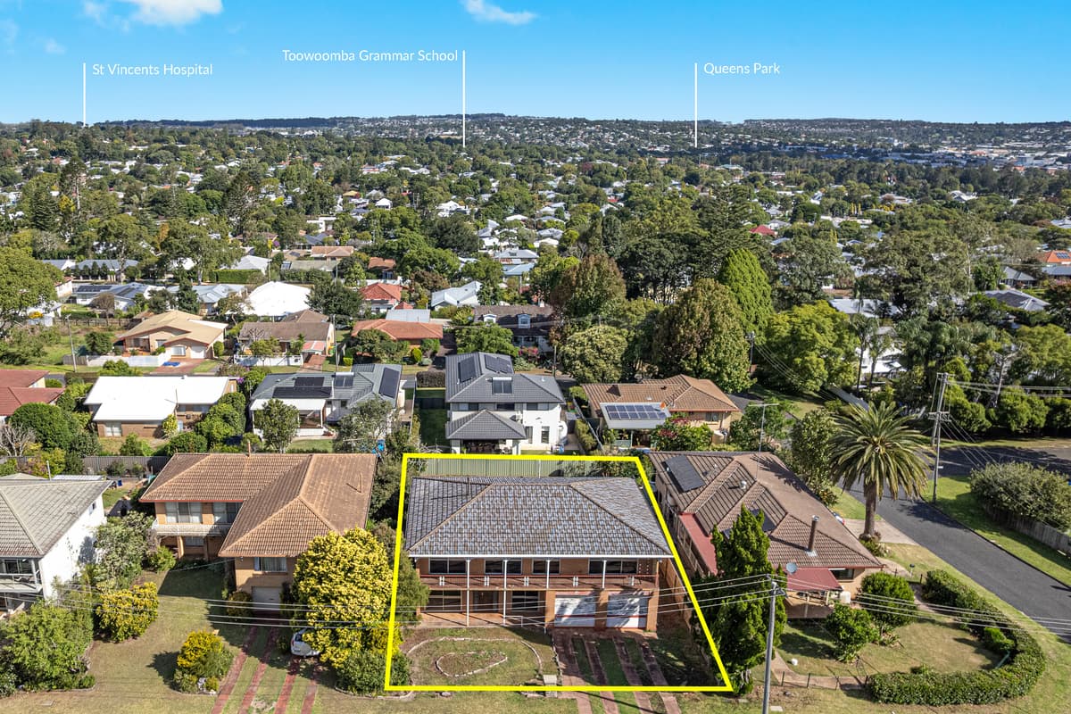 20 Barrymount Crescent, Mount Lofty