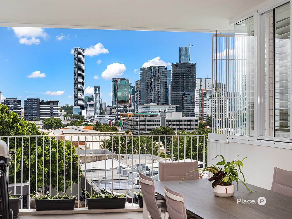 701/8 Donkin Street, West End