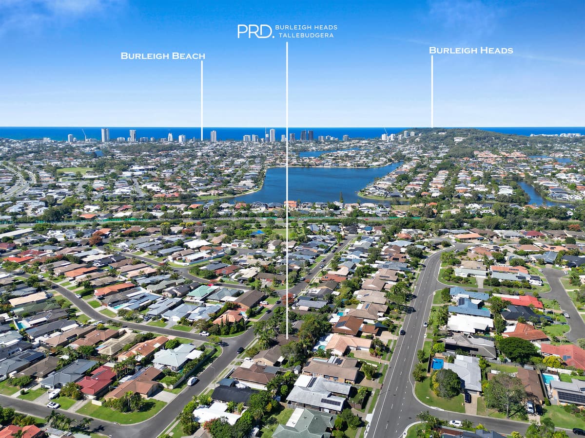 33 Montezuma Drive, Burleigh Waters