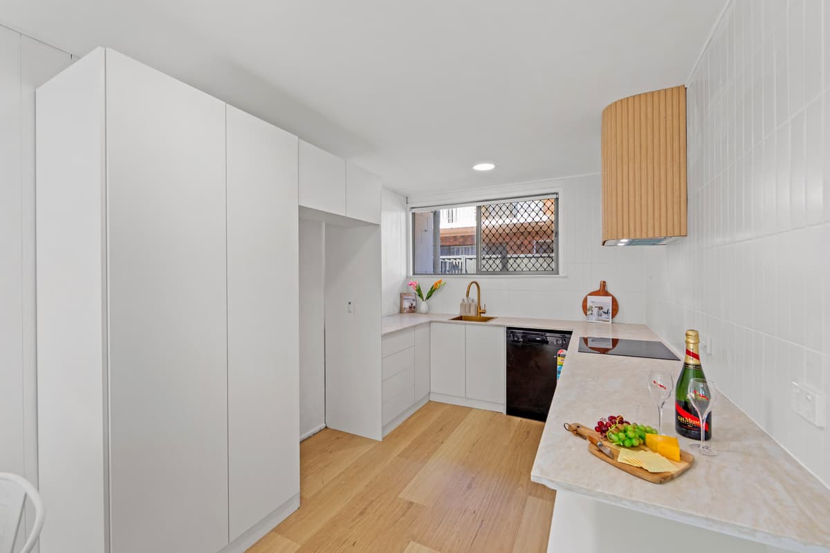 4/150 Frank Street, Labrador