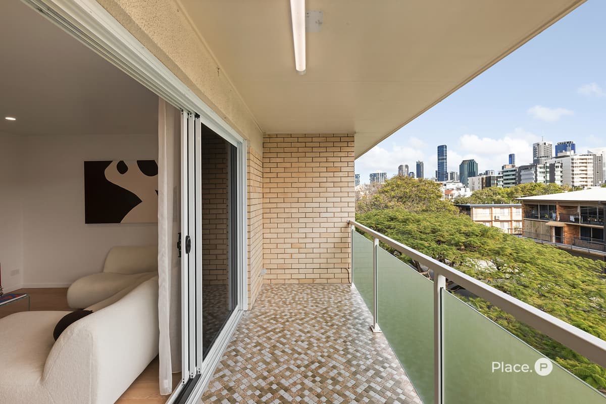 10/439 Bowen Terrace, New Farm