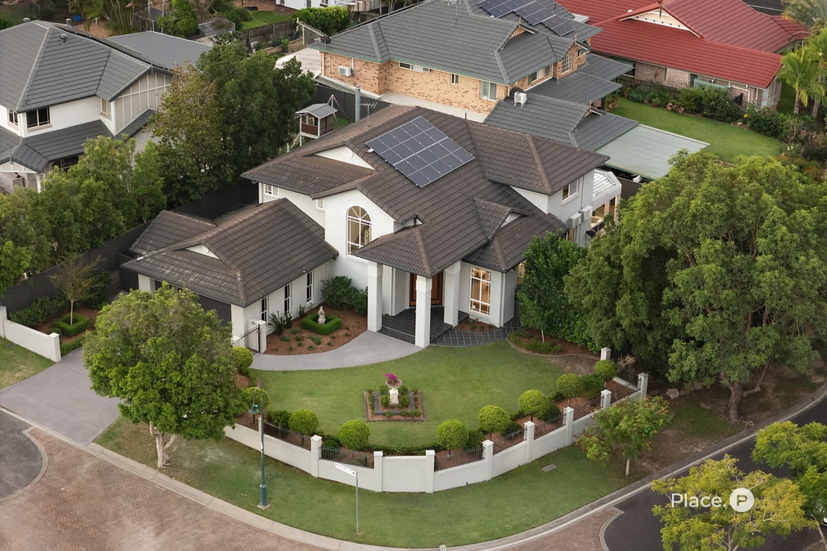 30 Beaulieu Crescent, Carindale