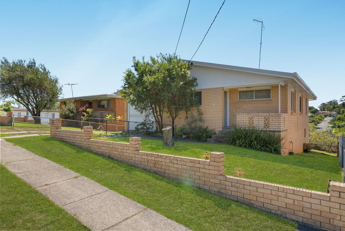 297 Kitchener Road, Stafford Heights