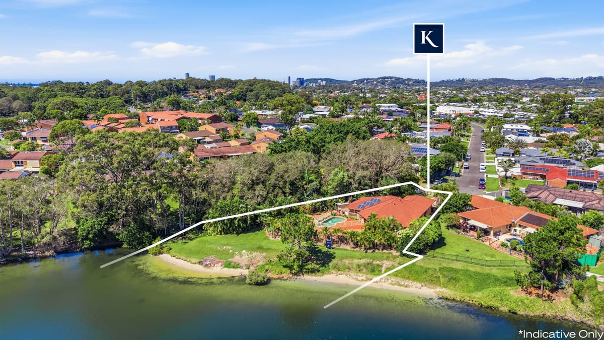 2 Beaconsfield Drive, Burleigh Waters