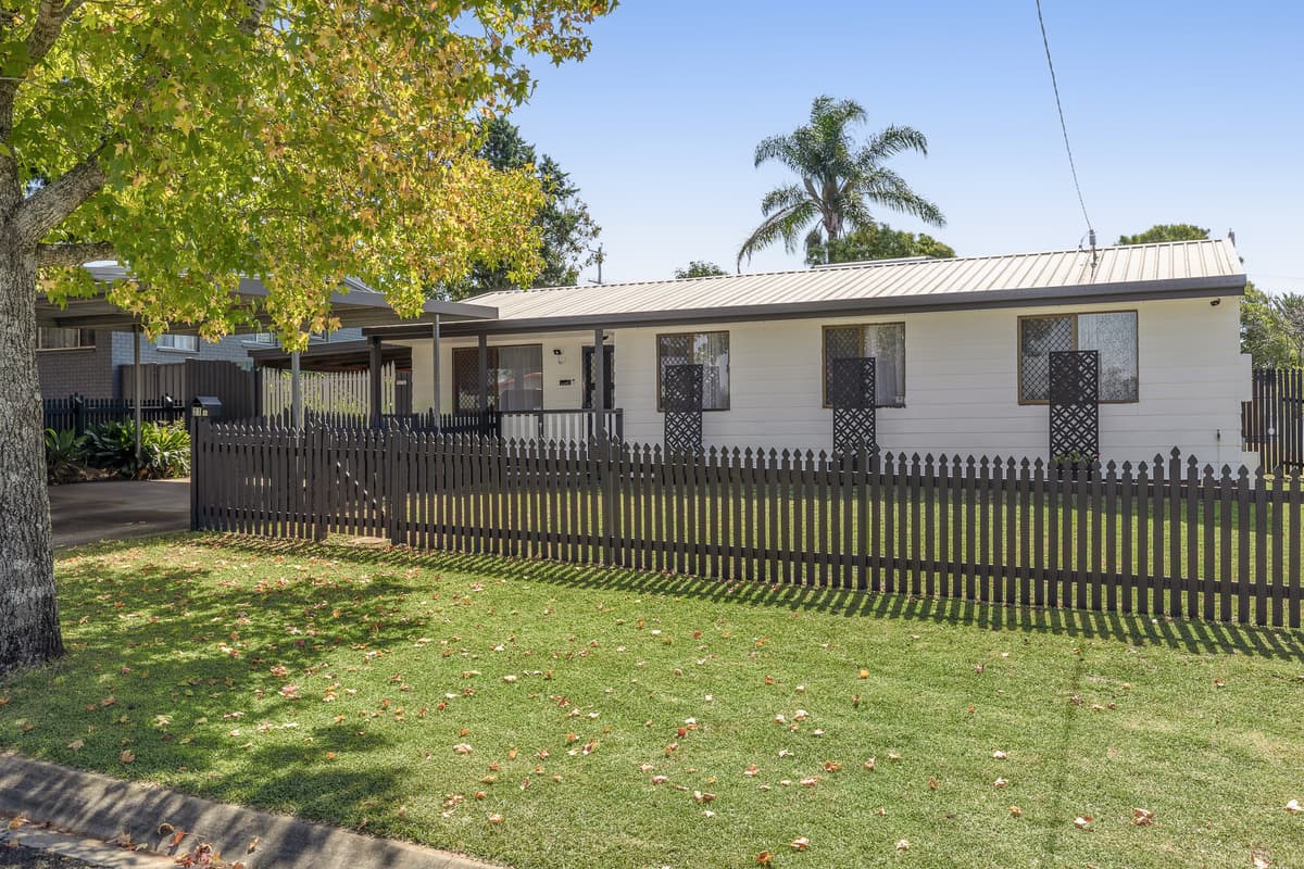 21 Seppelt Street, Wilsonton Heights
