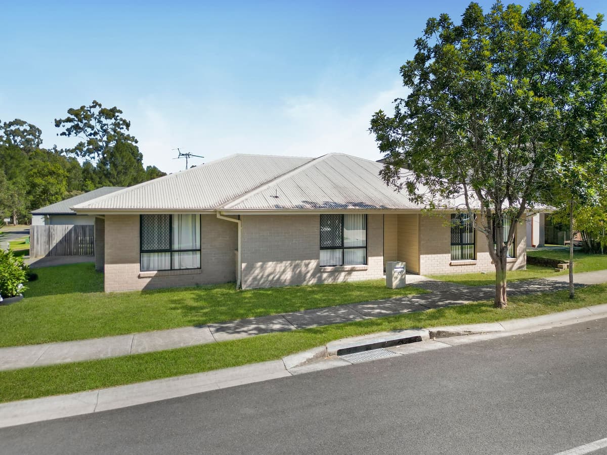 33 Ravensbourne Circuit, Waterford