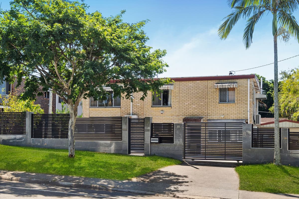 51 Smith Road, Woodridge