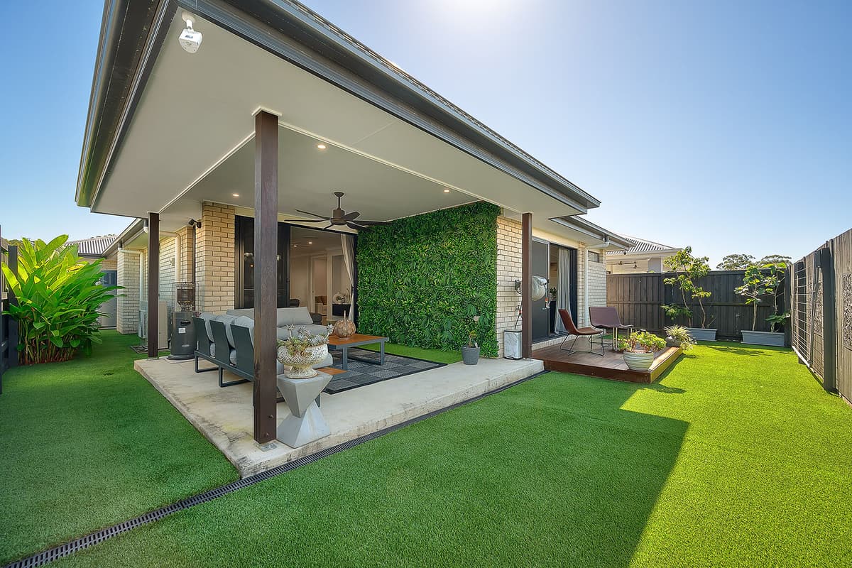 8 Canambie Street, Palmview