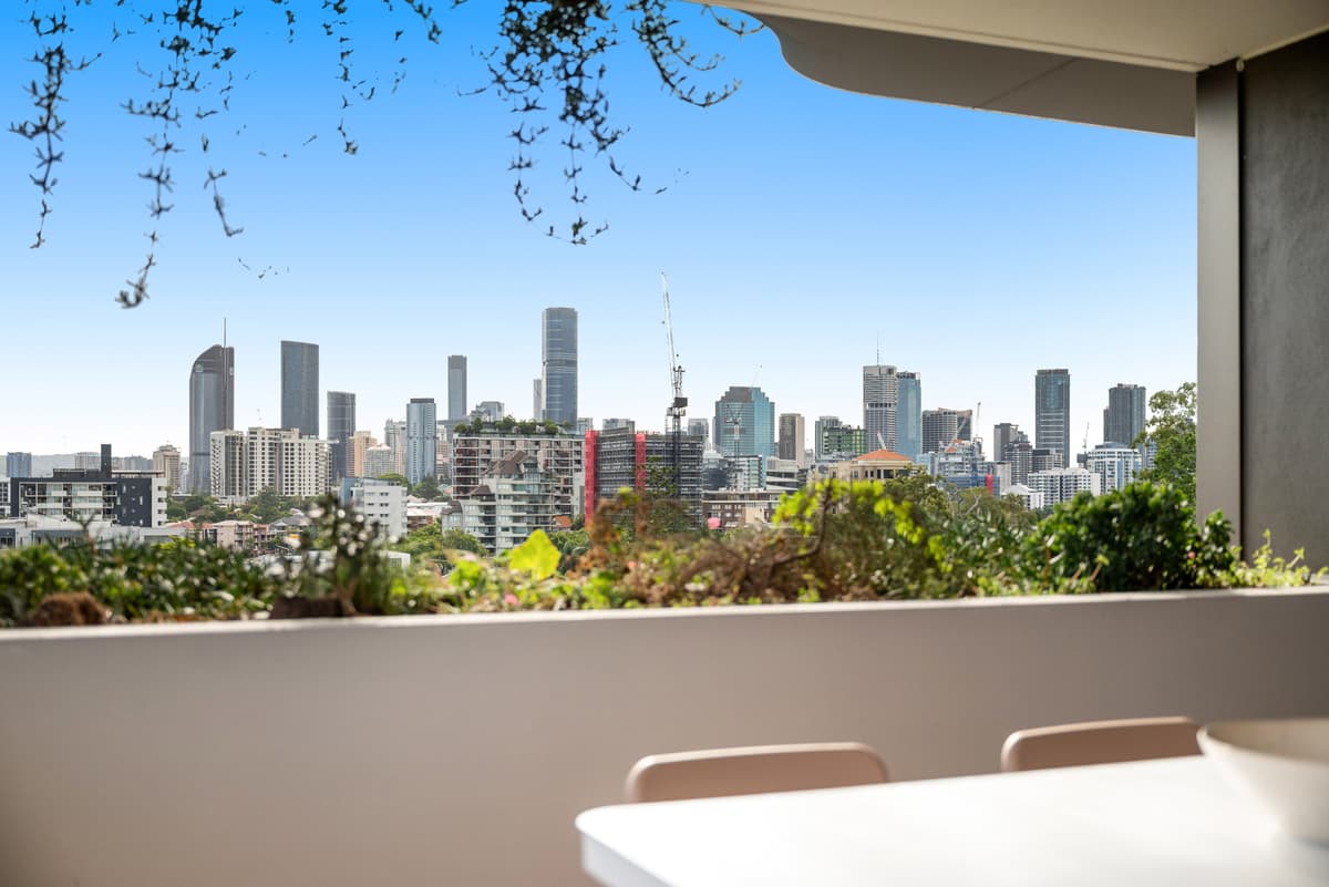 707/89 Lytton Road, East Brisbane