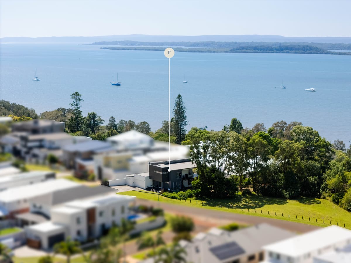 36 Wilson Esplanade, Redland Bay