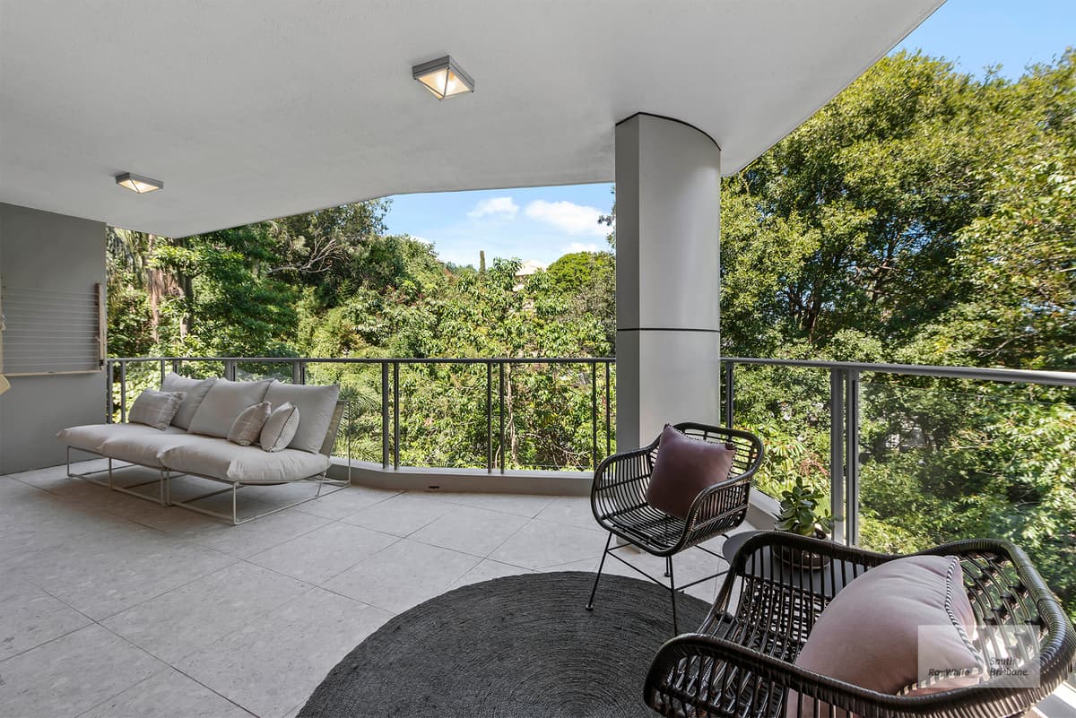 5/133 Dornoch Terrace, Highgate Hill