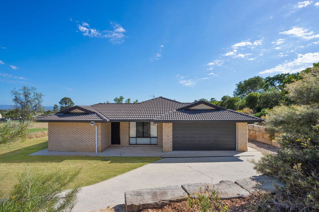 25 Donaldson Road, Plainland