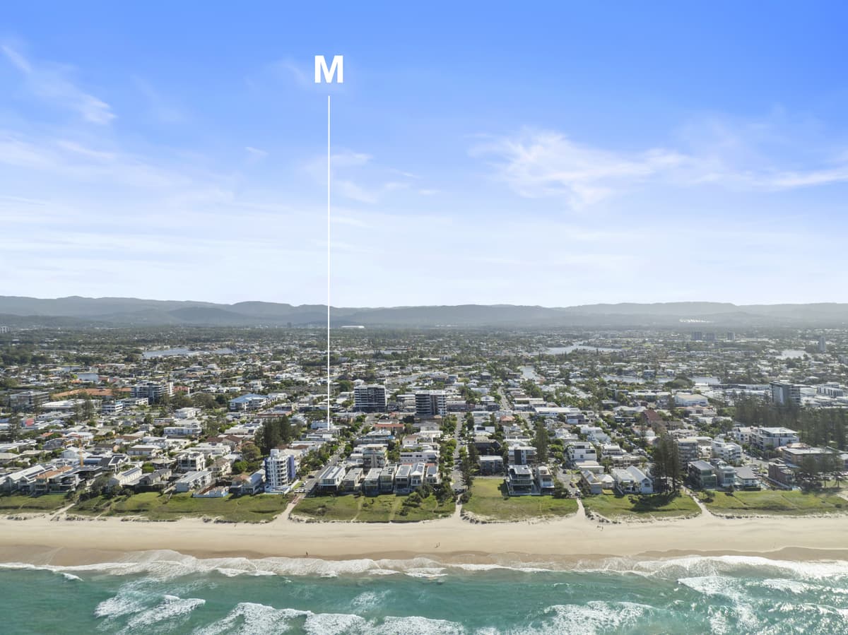 1/32-36 Ocean Street, Mermaid Beach