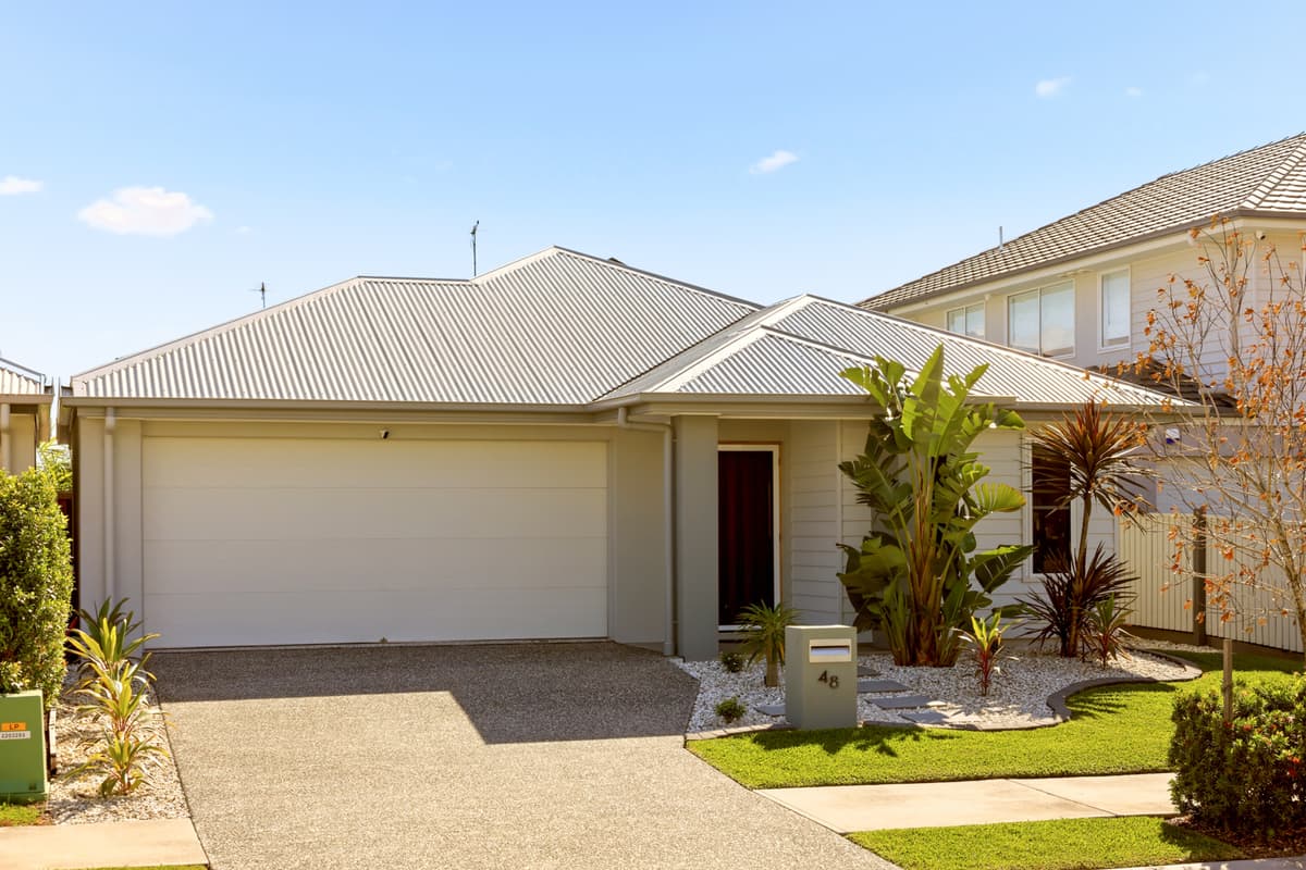 48 Lighthouse Esplanade, Newport