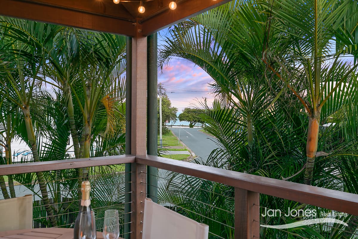 1 Robert Street, Clontarf