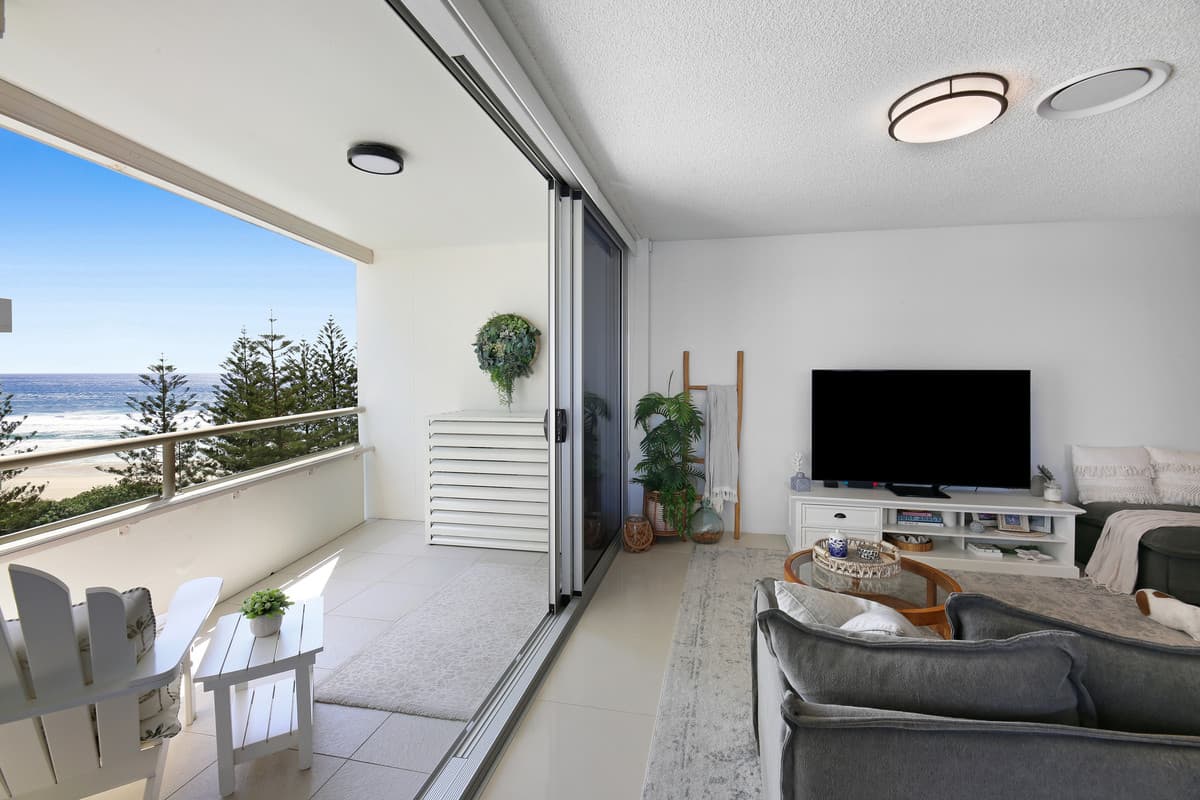 26/100 The Esplanade, Burleigh Heads