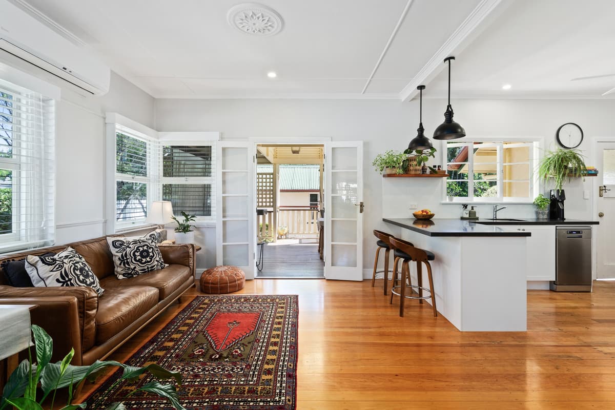 44 Brooke Avenue, Southport