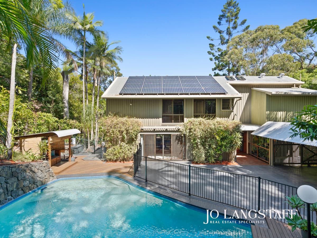 62 Cedarleigh Road, Kenmore