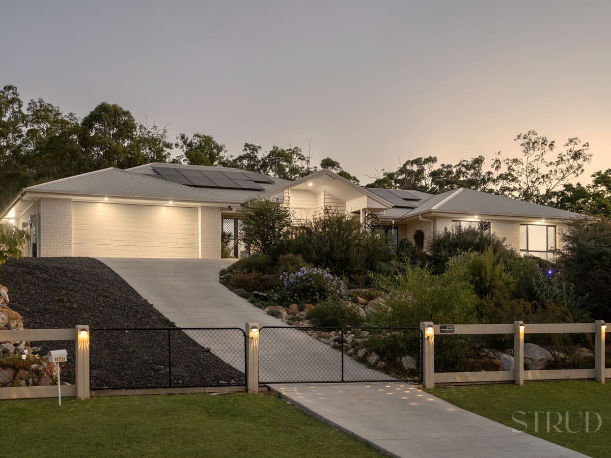 57-59 Dawson Close, New Beith