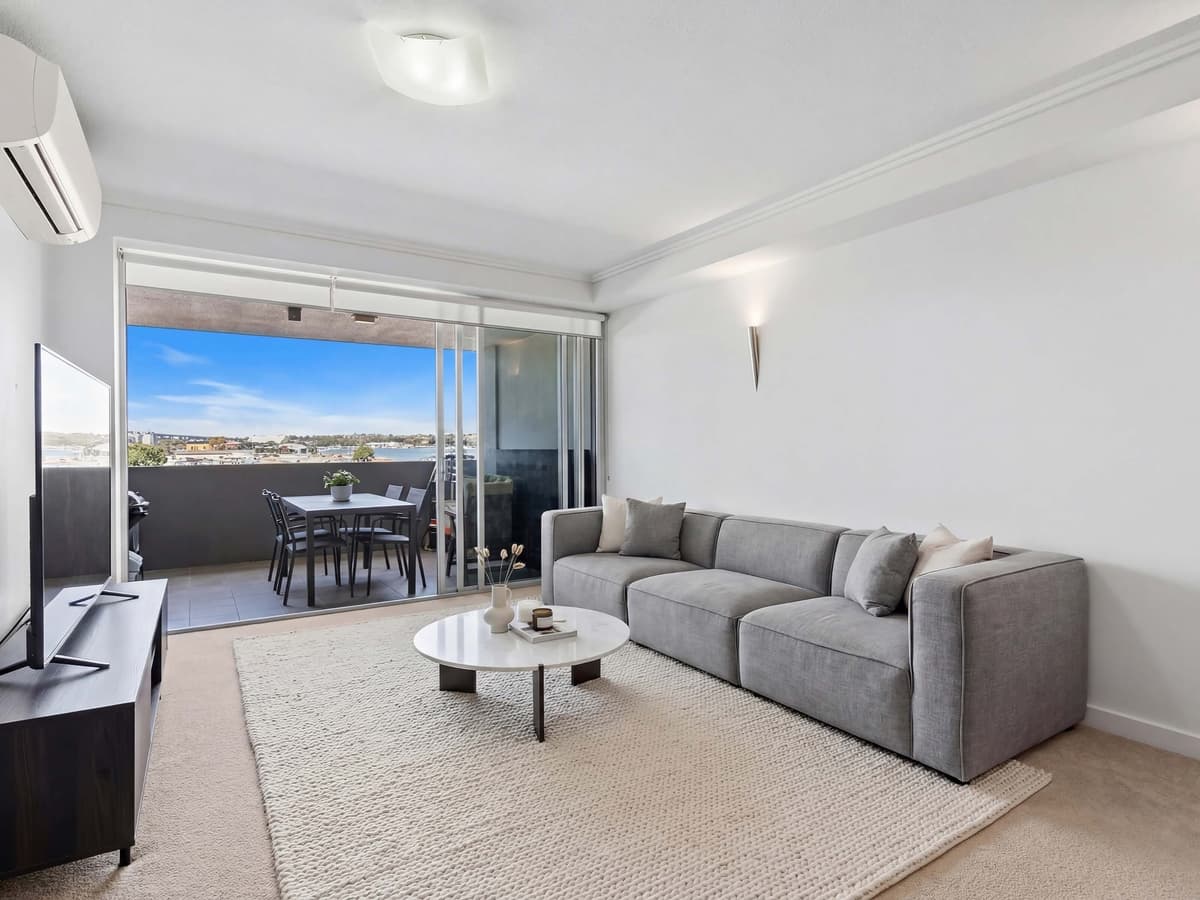 827/43 Hercules Street, Hamilton