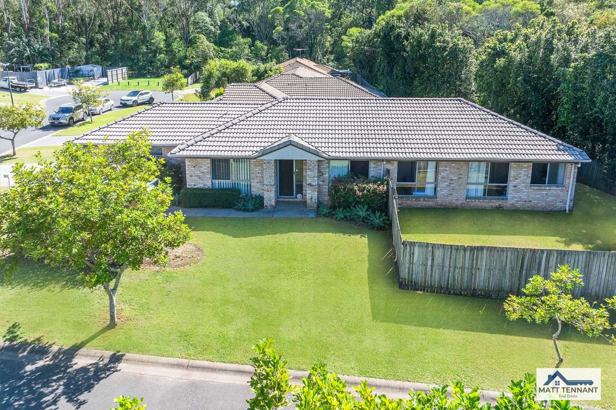 25 GREEN PLACE, Redland Bay