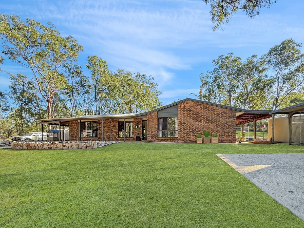 15 Rosella Avenue, Regency Downs