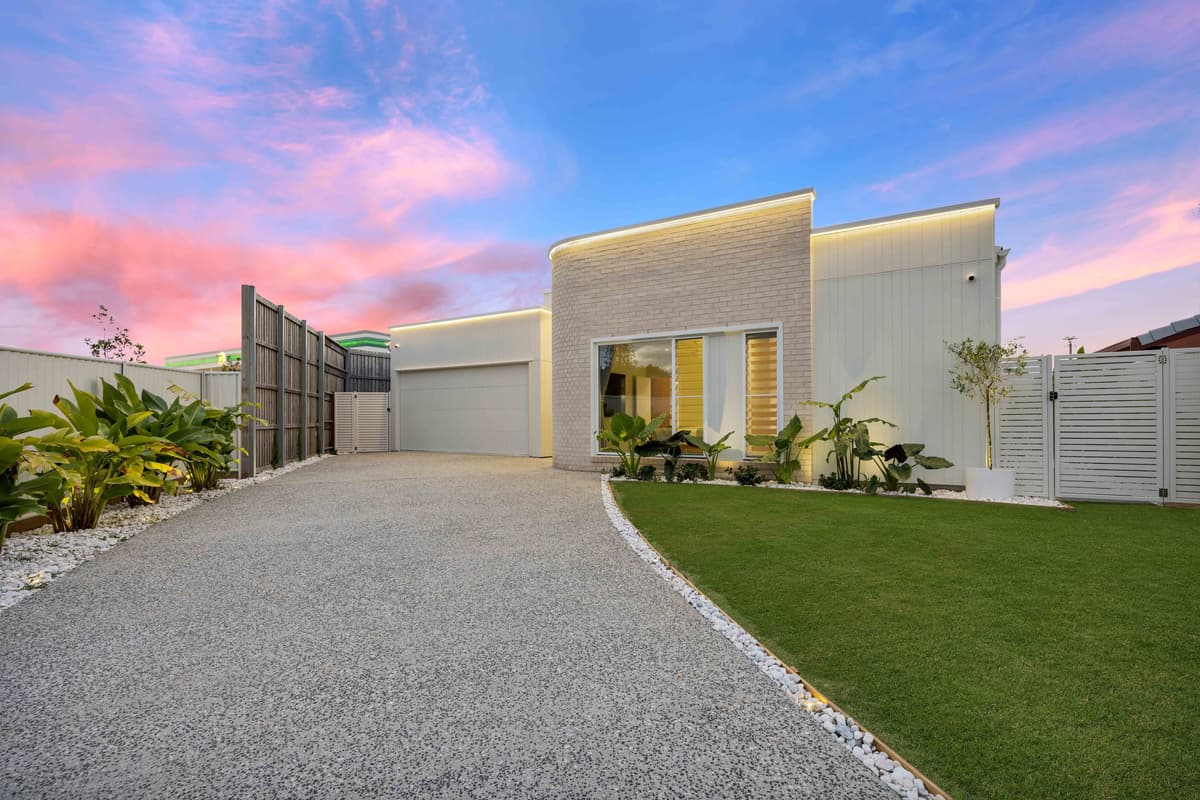 11 Kookaburra Crescent, Bokarina
