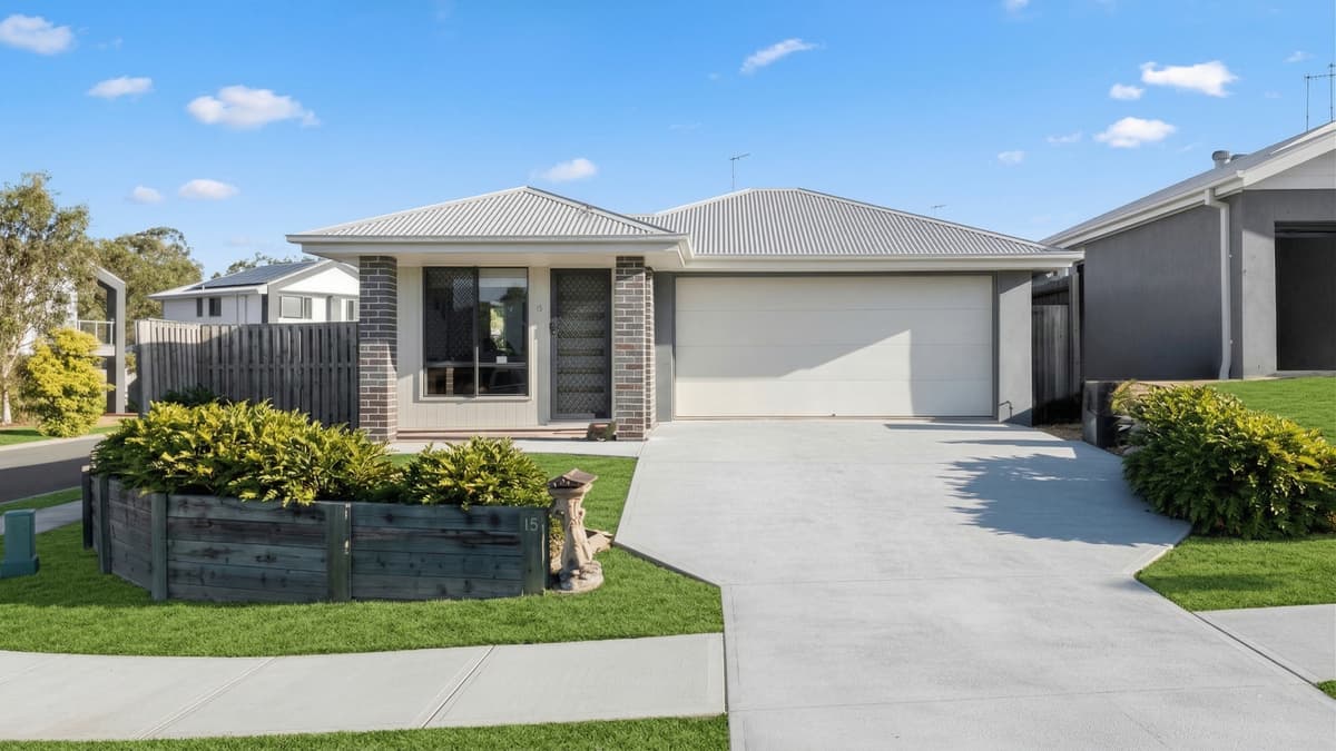 15 Gem Circuit, Park Ridge