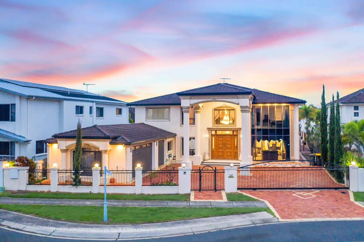 180 Hawthorn Circuit, Stretton