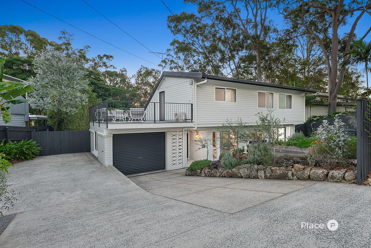 9 Barber Road, Ferny Hills