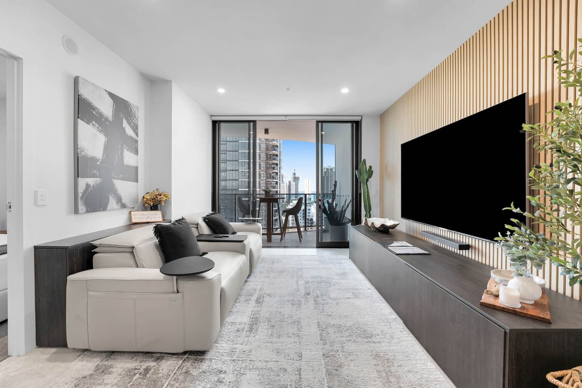 1402/28-30 Second Avenue, Broadbeach