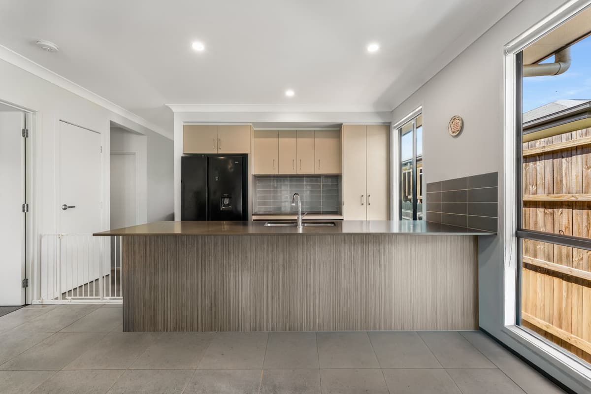 34 Maranoa Street, Logan Reserve