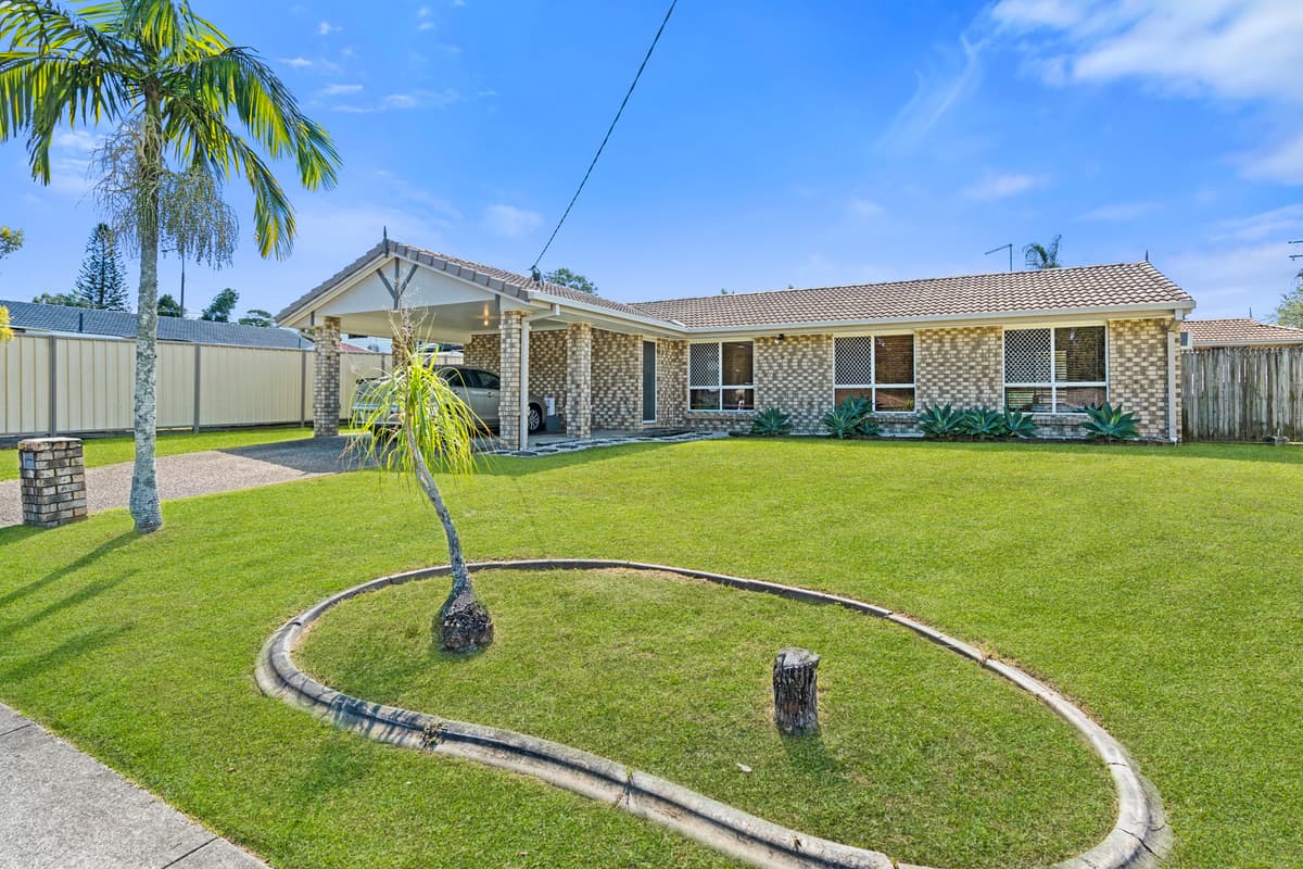 67 Haldham Crescent, Regents Park