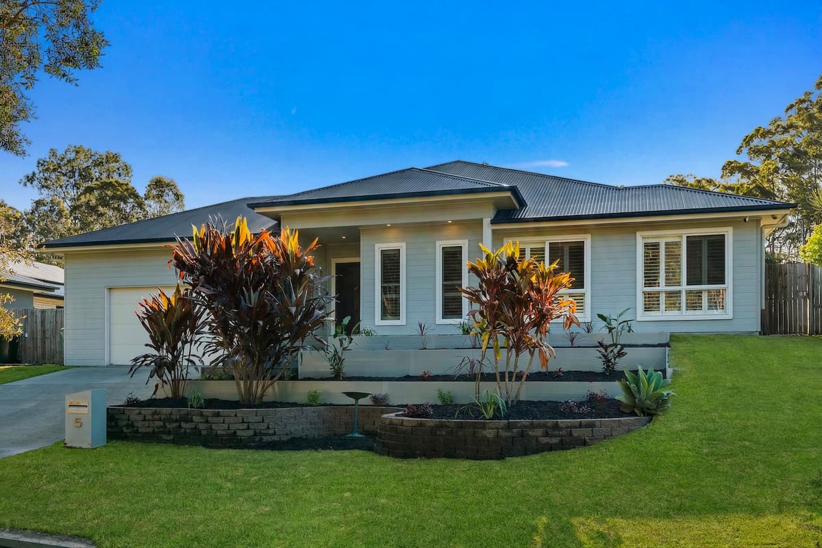 5 Eumeralla Crescent, Landsborough