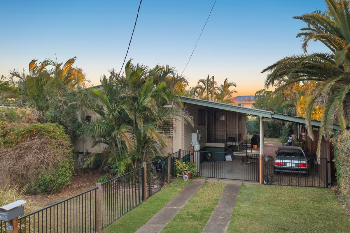 37 Edwards Street, Flinders View