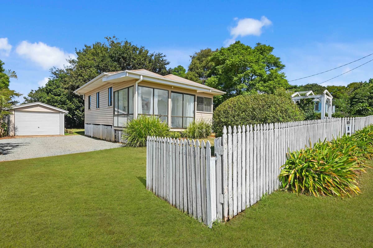 6 Dunkley Street, South Toowoomba