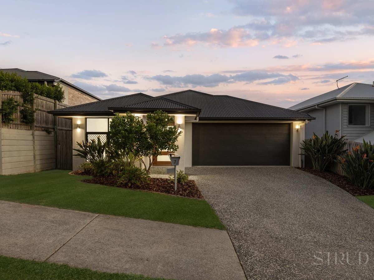 7 Flyers Street, Spring Mountain