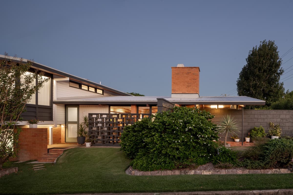 82 Hawken Drive, St Lucia