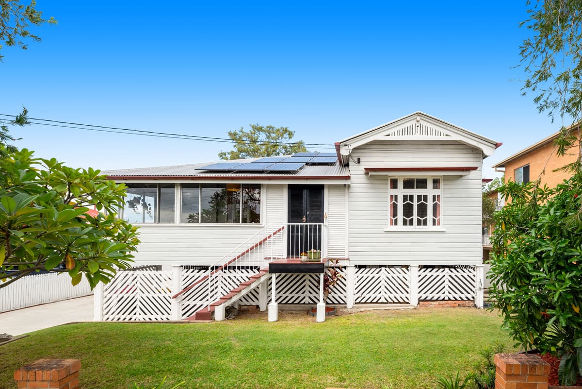 81 Chatsworth Road, Greenslopes