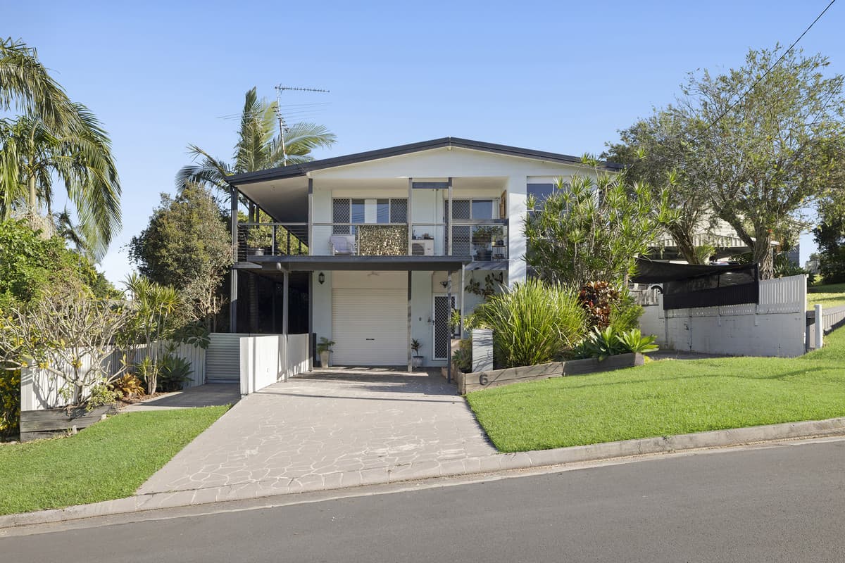 6 Seagull Avenue, Aroona