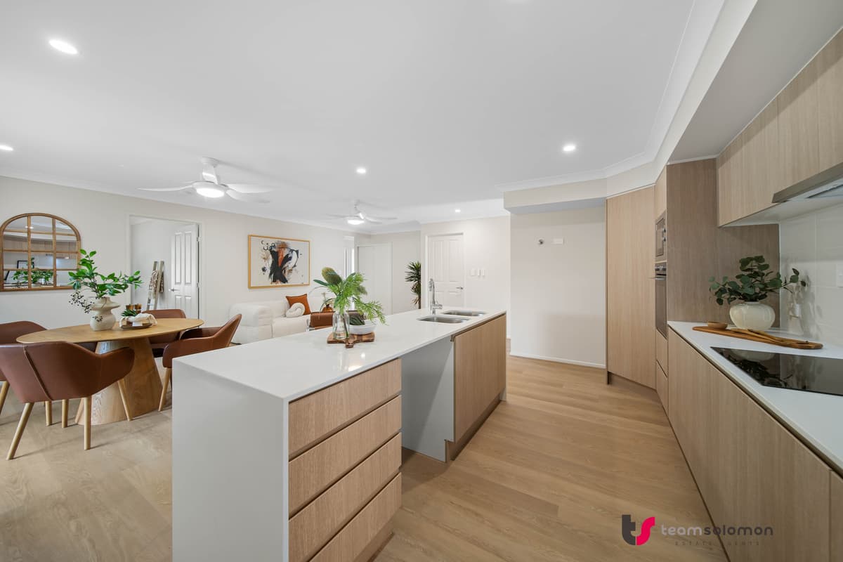 5 Anita Street, Redland Bay