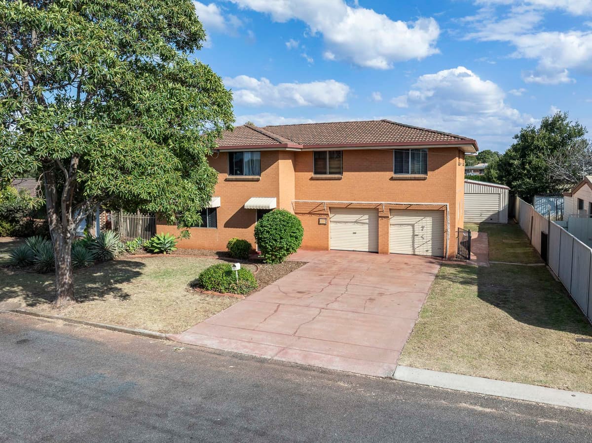 32 McFarlane Street, Wilsonton