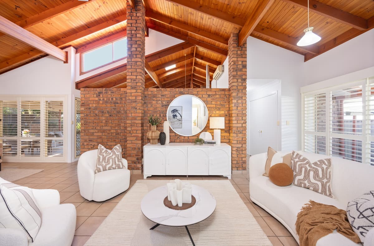 27 Beauty Point Drive, Robina