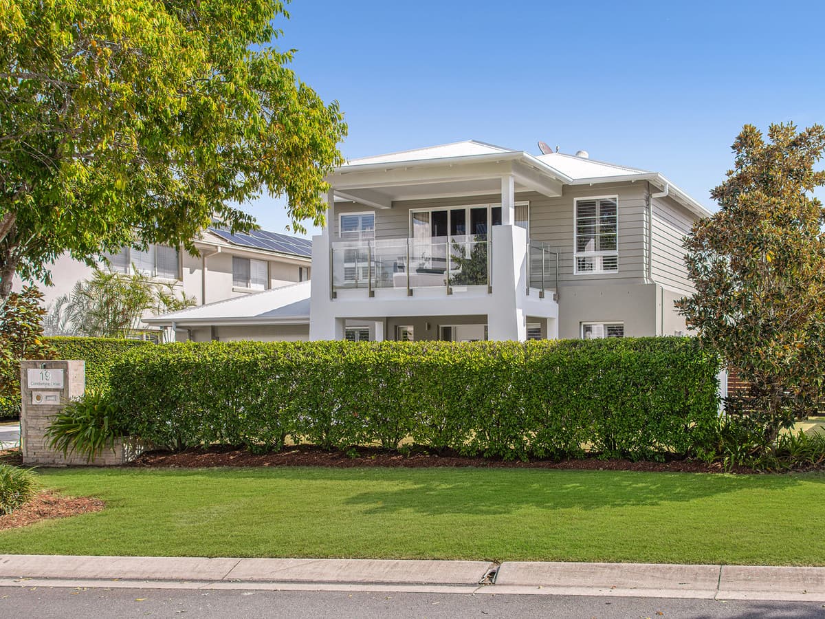 19 Condamine Drive, Sinnamon Park