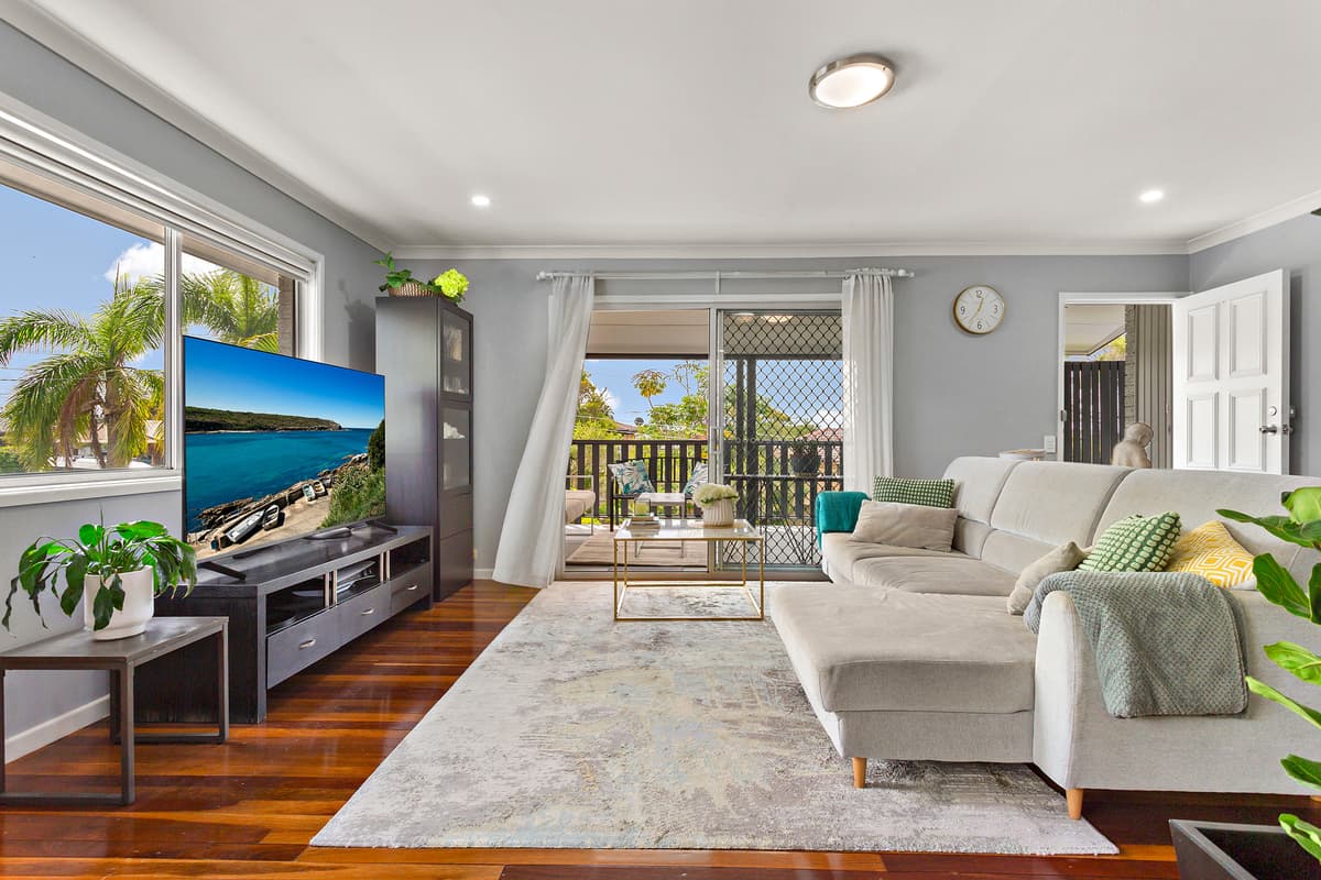 15 Pandeen Road, Rochedale South