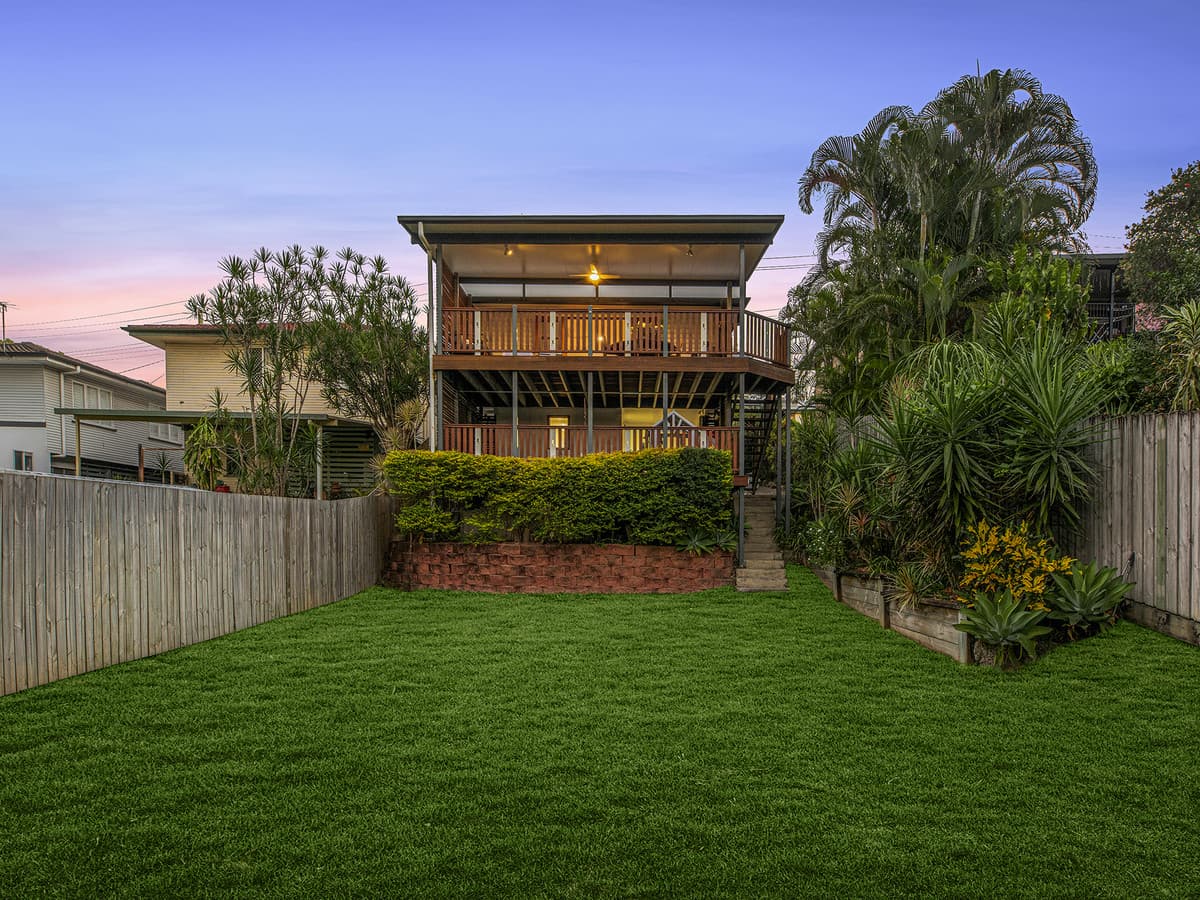 24 Argyle Street, Seventeen Mile Rocks