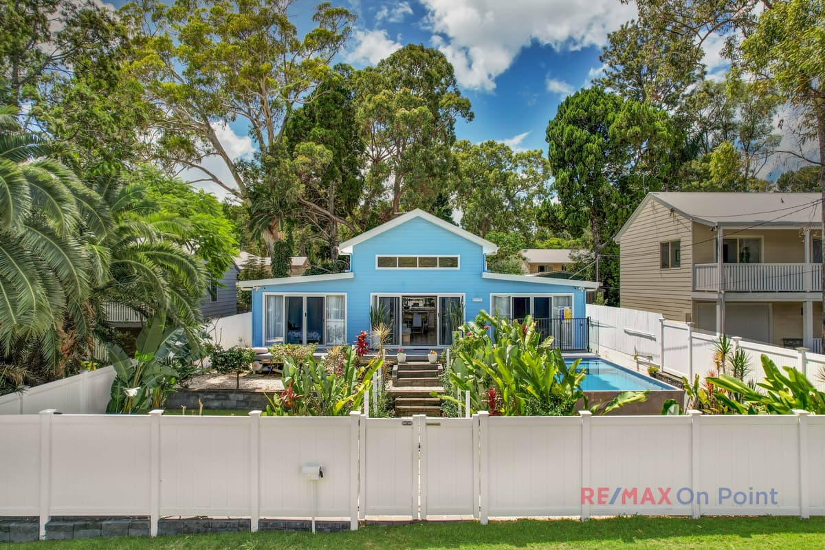 12 Merindah Street, Coochiemudlo Island