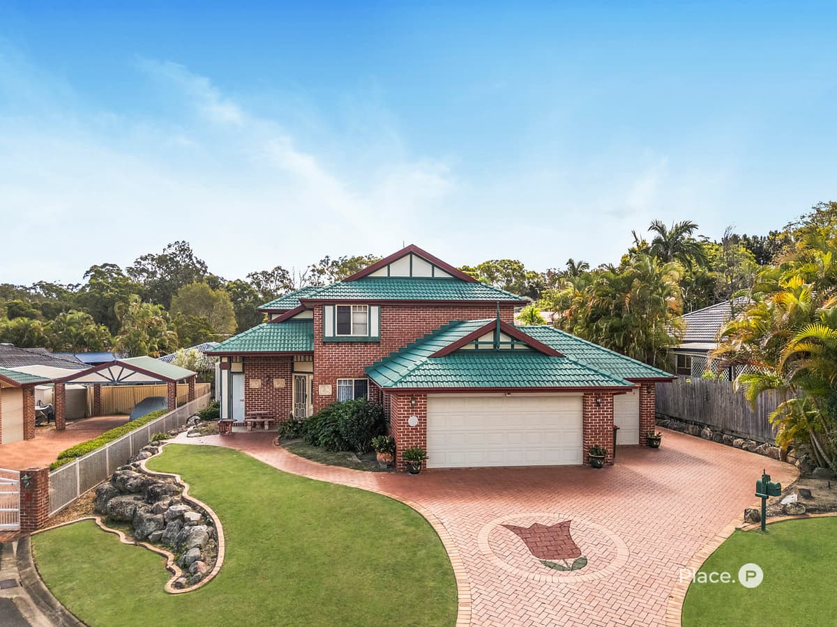 9 Albany Close, Runcorn