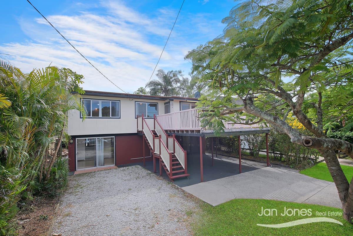13 Baringa Street, Clontarf